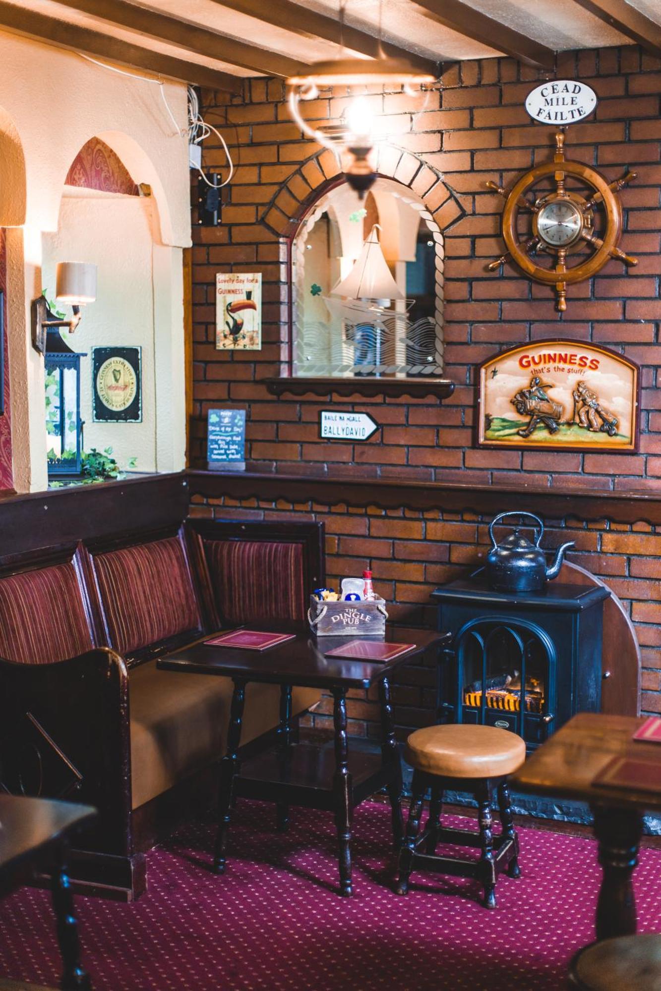 The Dingle Pub Rooms Exteriör bild